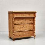 1100 7450 CHEST OF DRAWERS